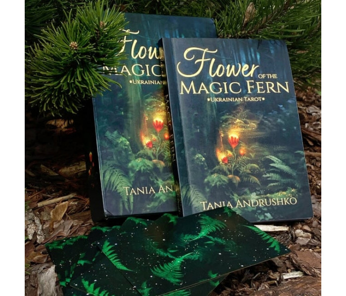 Українське Таро: Квітка Чарівної Папороті - The Ukrainian Tarot: Flower of the Magic Fern. Schiffer Publishing