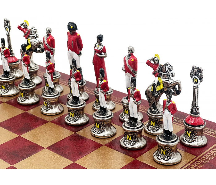 Элитный шахматный набор "Napoleone" 33 x 33 см тематических металлических фигур и красно-золотистым кожаной доске. Italfama (19-92+201GR)