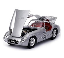 Фото Автомодель (1:18) Mercedes Benz 300 SLR "Uhlenhaut Coupe" (сріблястий). Maisto 36898 Silver