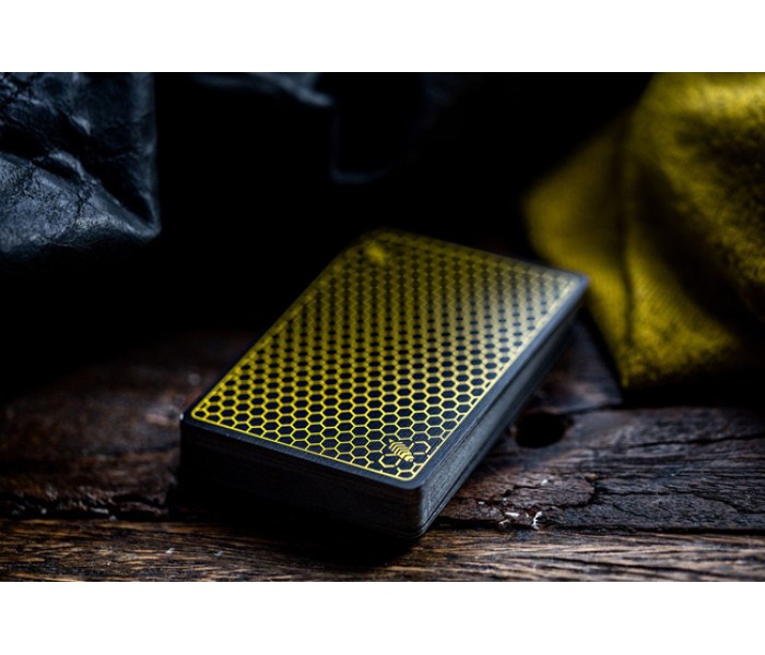 Колекційні карти Killer Bees від Ellusionist