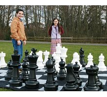Фото Великі садові (вуличні) шахи + шашки + нейлонове поле (король 62 см, пластик) (СШ-25)