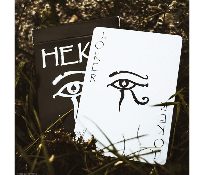 Heka by Gabriel Borden - коллекционные карты