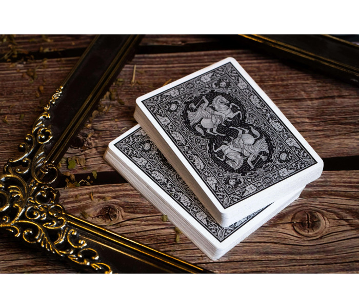 Карти Sleepy Hollow v2 Silver Edition від Riffle Shuffle