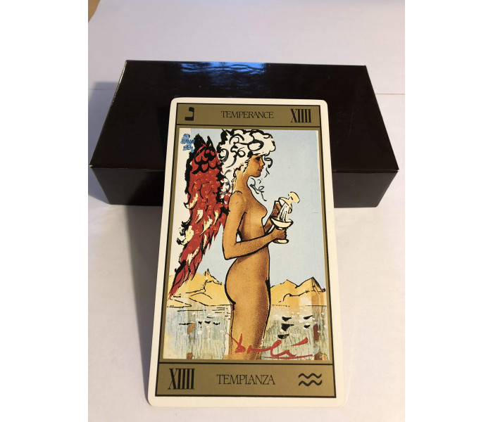 Сальвадор Дали Таро Универсальное: Золотое издание - Salvador Dali Tarot Universal: Gold Edition. AGM