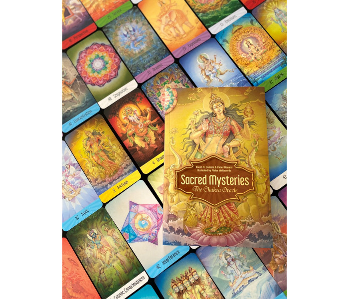 Священные Тайны: Оракул Чакр - Sacred Mysteries: The Chakra Oracle. Schiffer Publishing