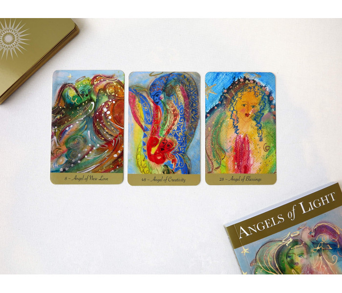 Ангелы Света: Оракул для Божественной Связи  -  Angels of Light : An Oracle for Divine Connection. Eddison Books