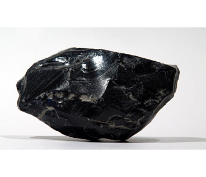 Природный необработанный камень Обсидиан