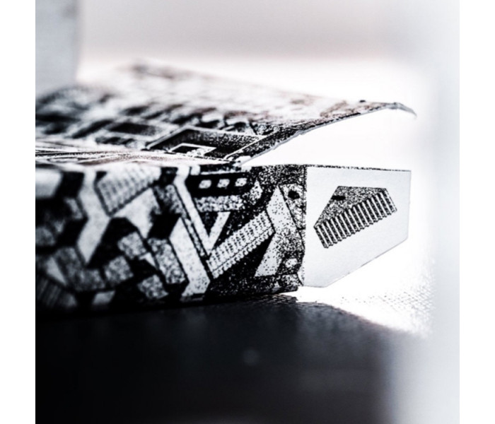 Карти Perpetua від Ellusionist