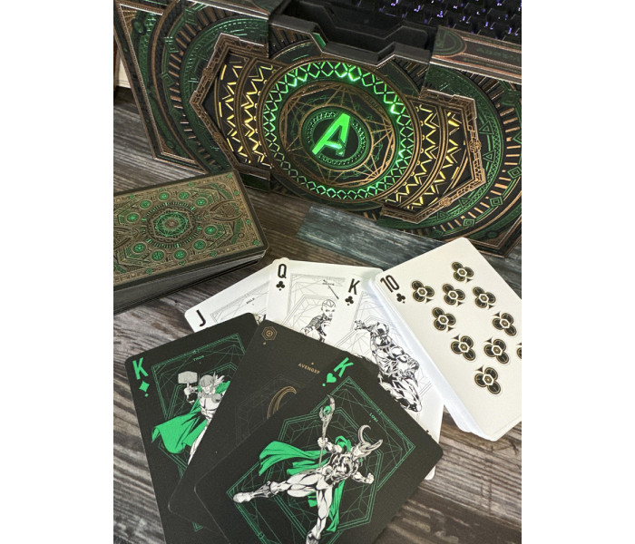 Гральні карти Avengers: Loki (2 decks) від Card Mafia