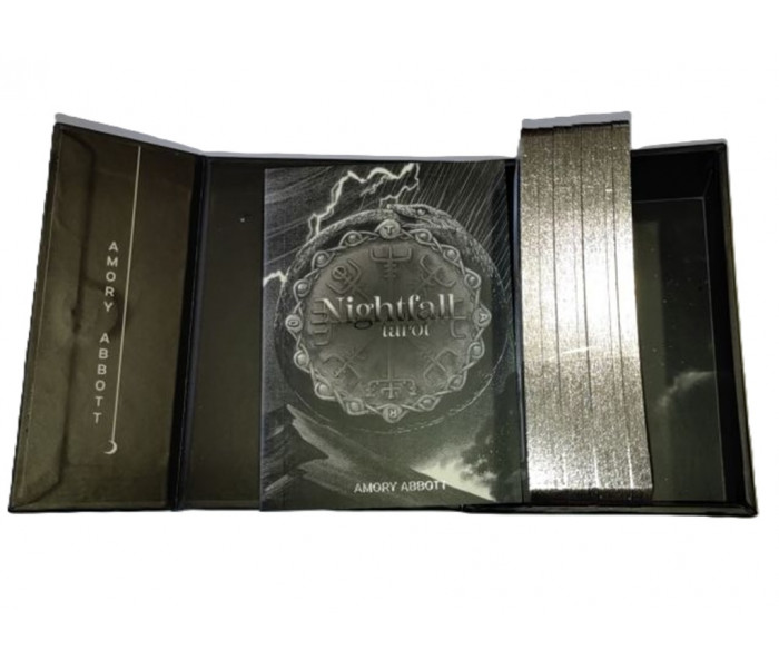 Сутінкове Таро - Nightfall Tarot. Schiffer Publishing