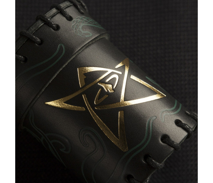 Стакан для кубиков Call of Cthulhu Black & green-golden Dice Cup. Q WORKSHOP (CCTH101)