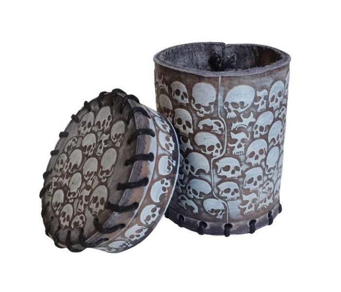 Стакан для кубиков Dice Macabre Dice Cup. Q WORKSHOP (CSKU102)