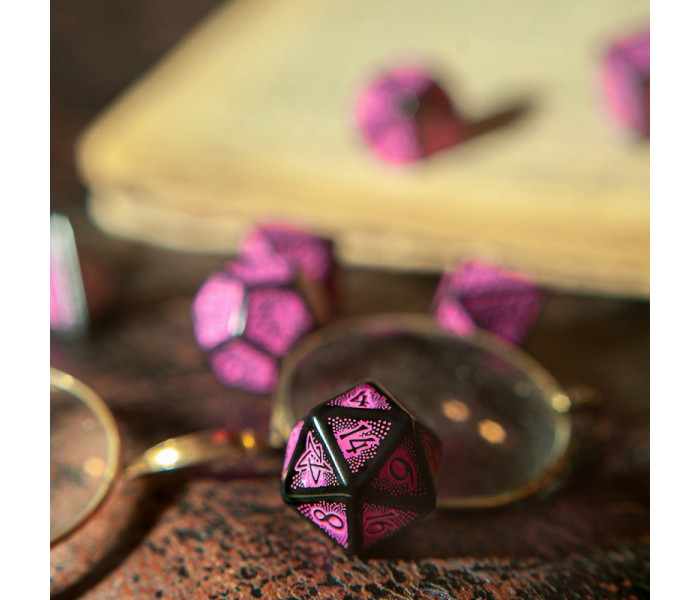 Кубики RPG Call of Cthulhu 7th Edition - Black & magenta Dice Set. Q WORKSHOP (SCTR20)