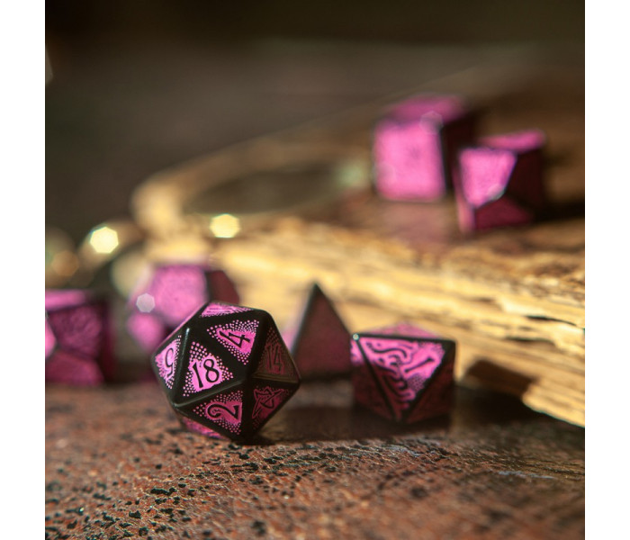Кубики RPG Call of Cthulhu 7th Edition - Black & magenta Dice Set. Q WORKSHOP (SCTR20)