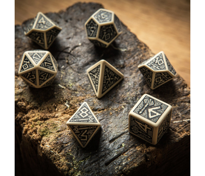 Кубики RPG Dwarven Beige & black Dice Set. Q WORKSHOP (SDWA01)
