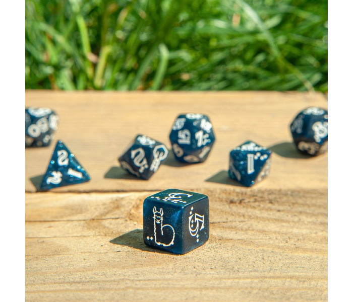 Кубики RPG Shimmering Llama Dice Set (Glittering dark blue & white). Q WORKSHOP (SLLA03)