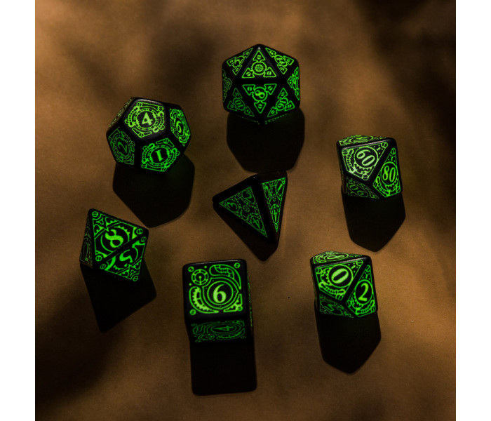 Кубики RPG Steampunk Black & glow-in-the-dark Dice Set. Q WORKSHOP (SSTE05)