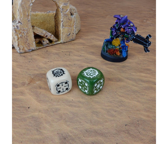 Набір кубиків Crosshairs Compact D6: Beige&Olive (20 шт). Q WORKSHOP (STCA03)